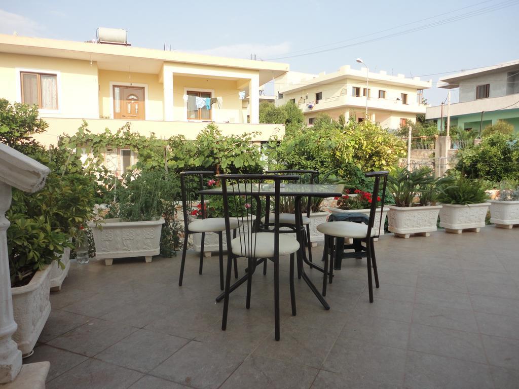 Oruci Apartments Ksamil Habitación foto
