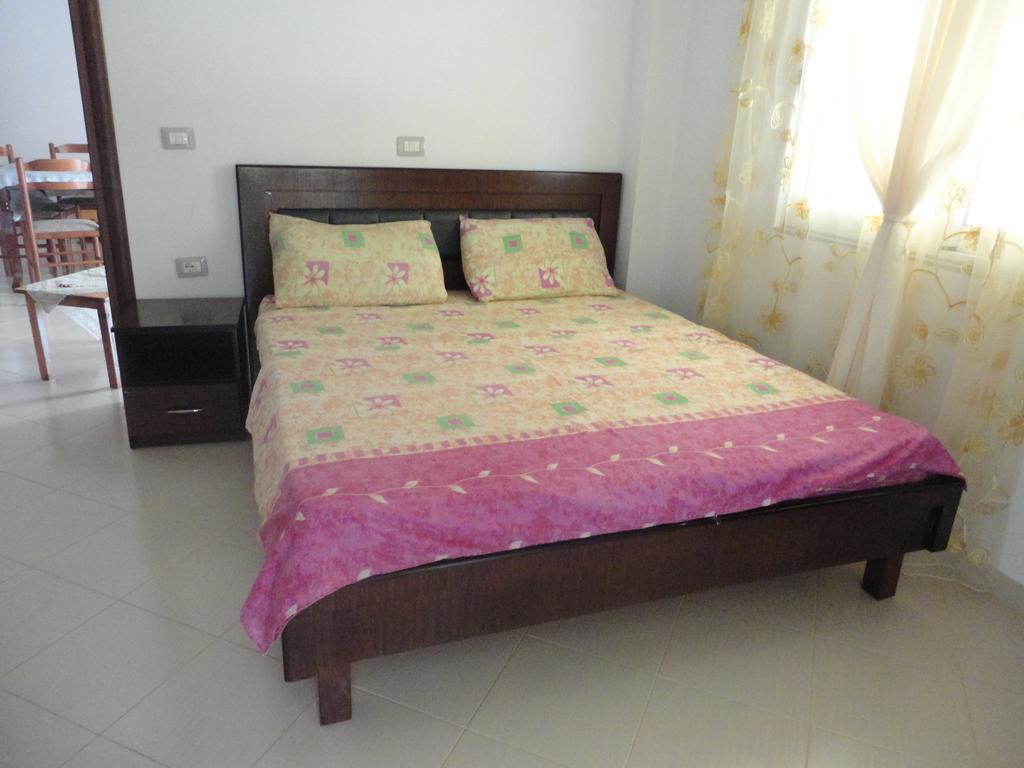 Oruci Apartments Ksamil Habitación foto