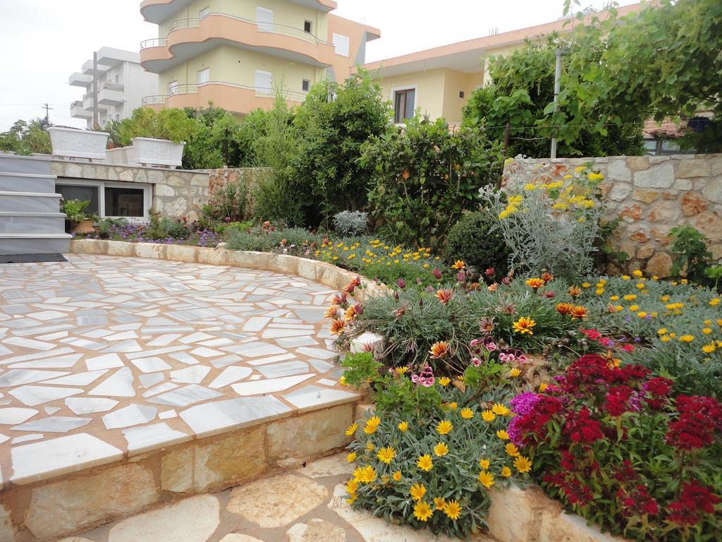 Oruci Apartments Ksamil Habitación foto