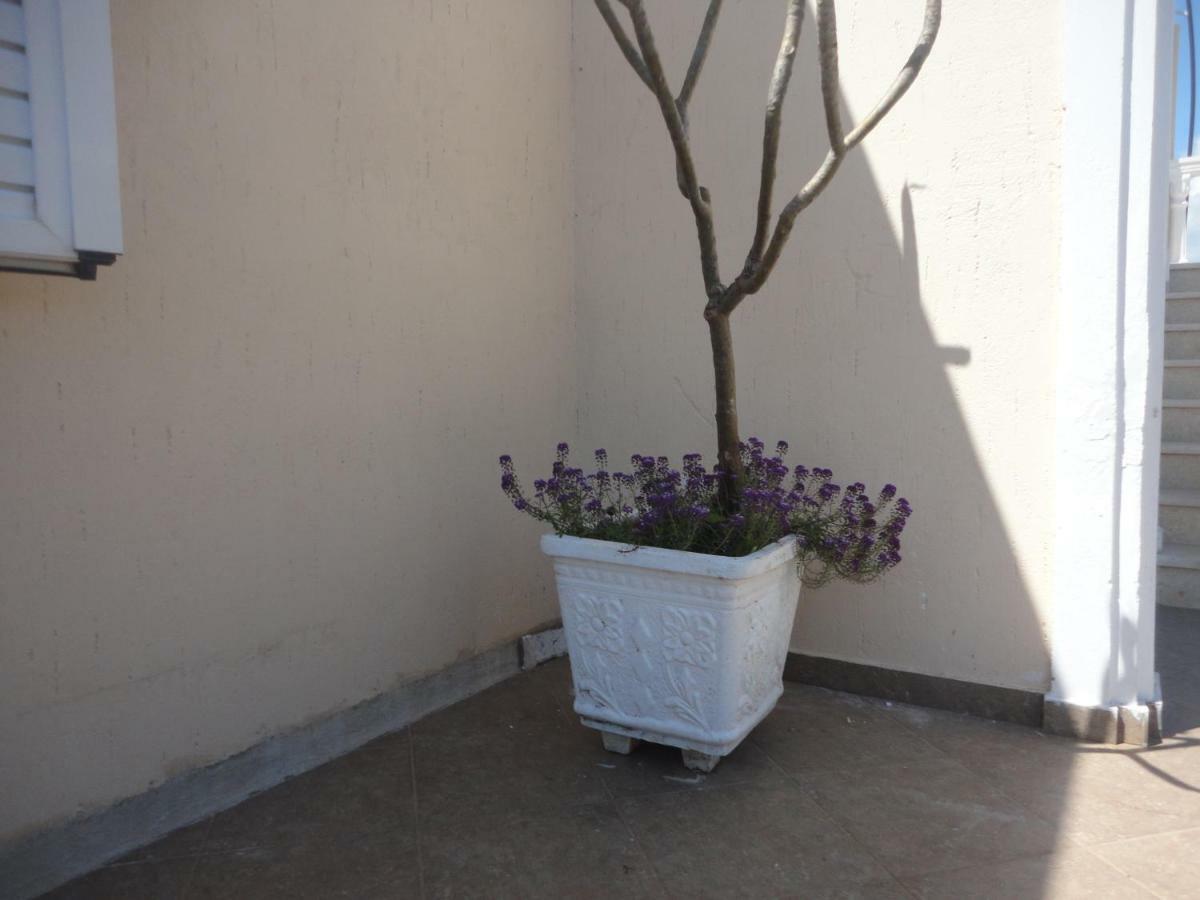 Oruci Apartments Ksamil Exterior foto